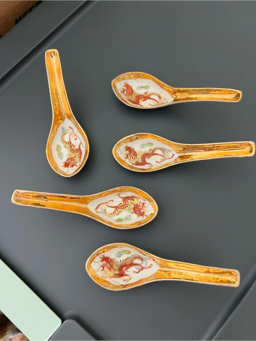 Set of 5 Chinese porcelain spoons